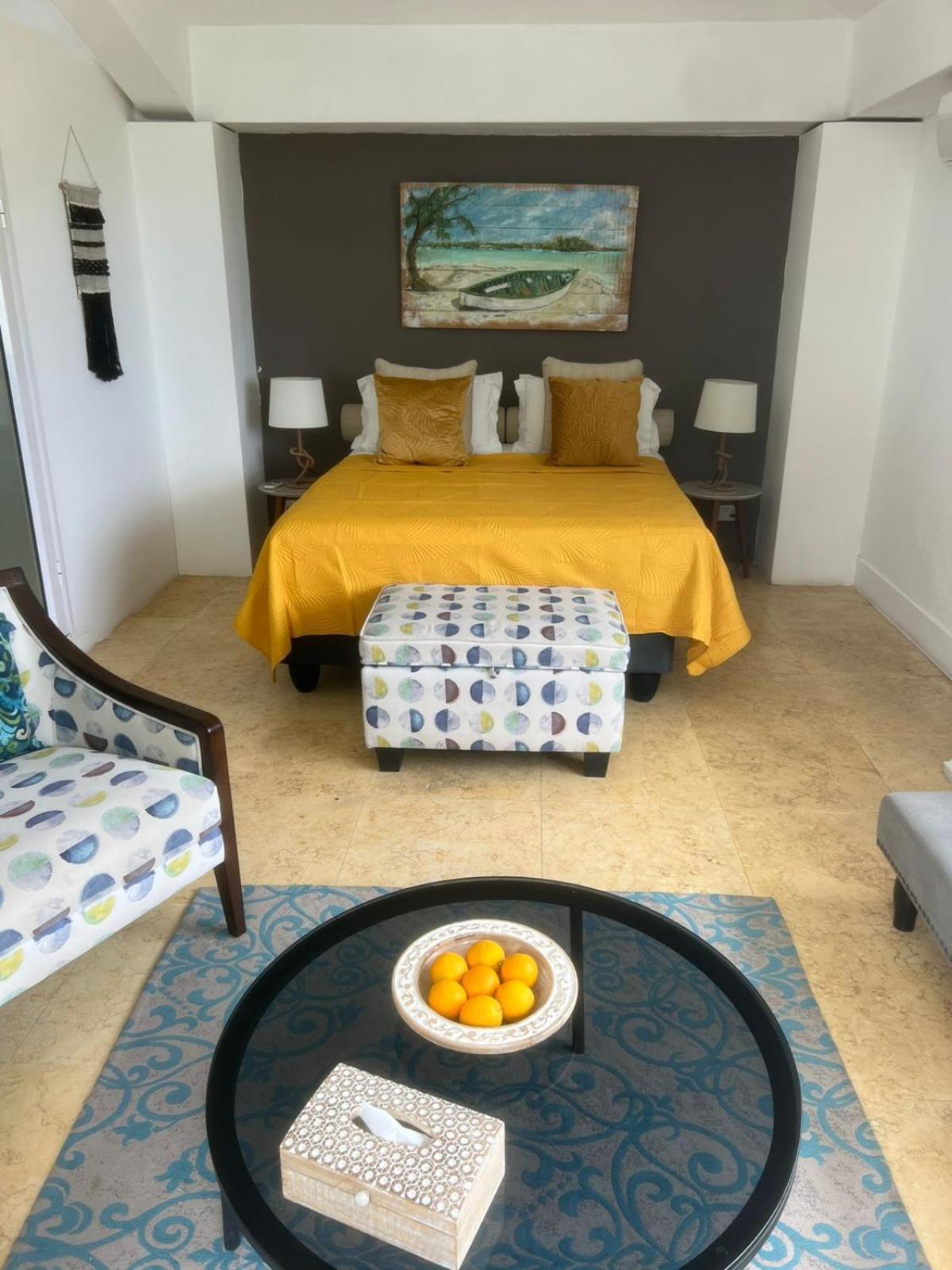 ブルー・ベイ Explora Prestige Bed & Breakfast エクステリア 写真