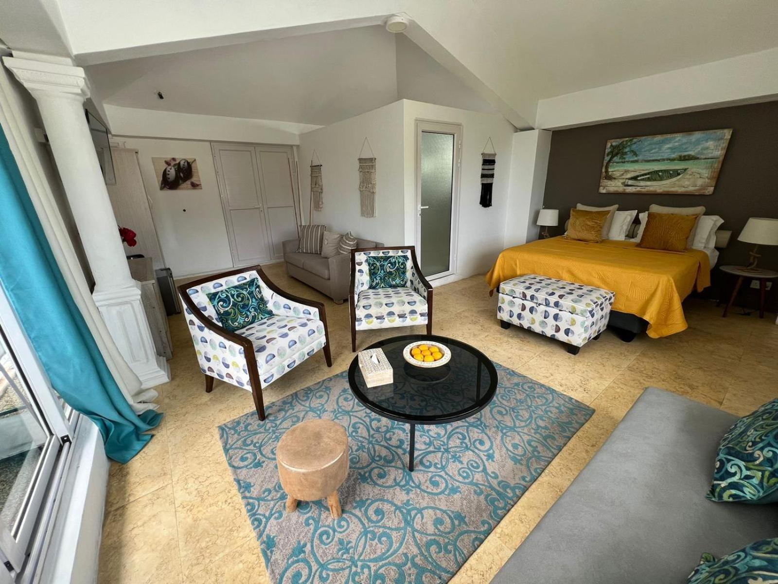 ブルー・ベイ Explora Prestige Bed & Breakfast エクステリア 写真