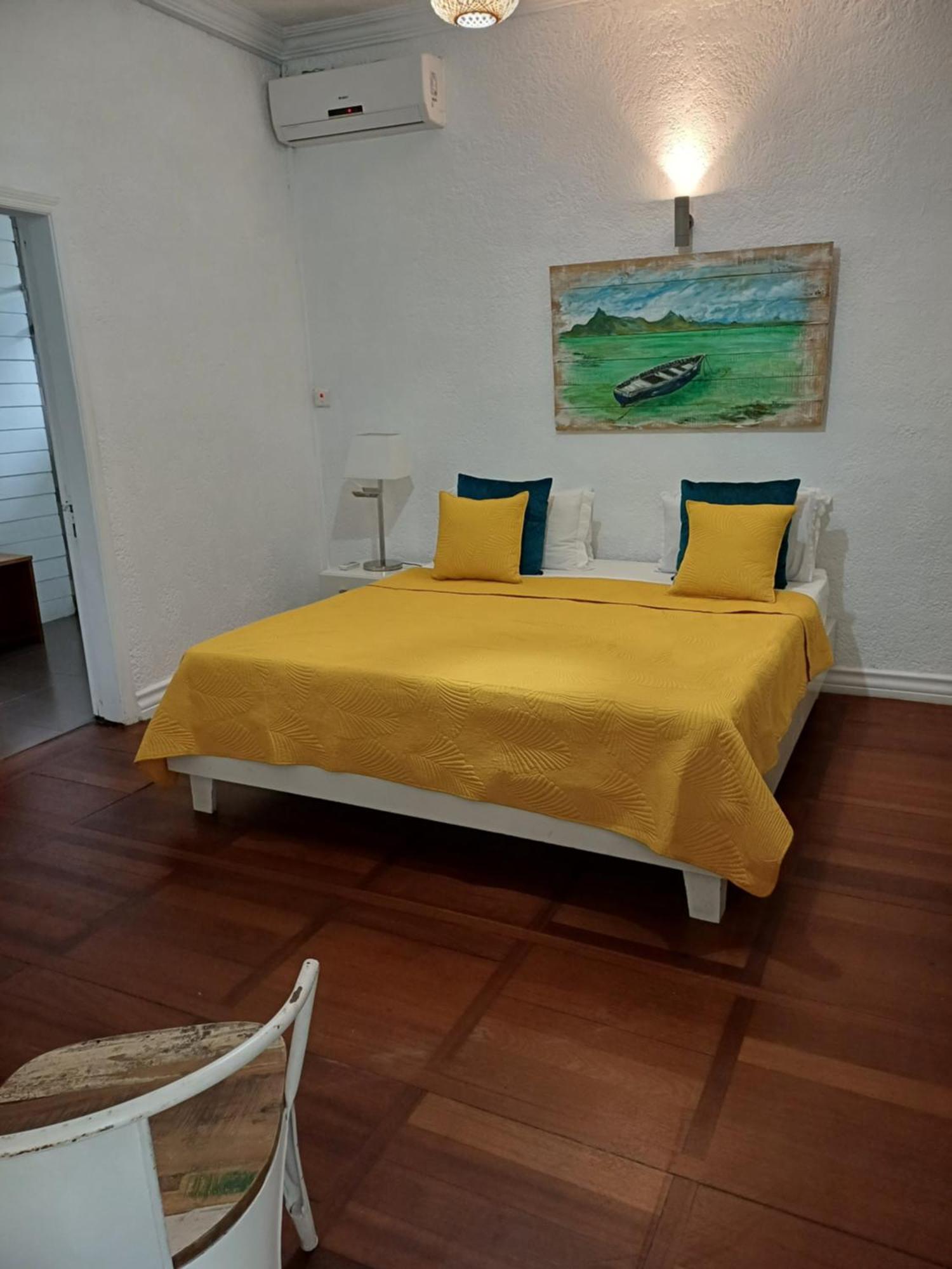 ブルー・ベイ Explora Prestige Bed & Breakfast エクステリア 写真